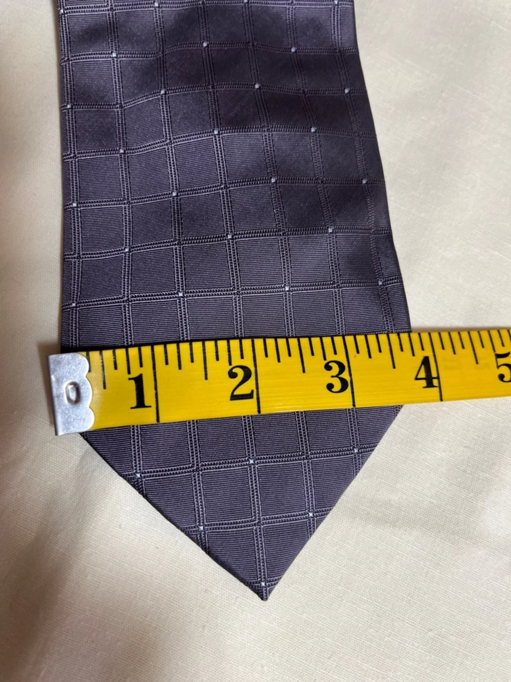 Ziggurat Men's Silk Grid Tie in Charcoal Gray
